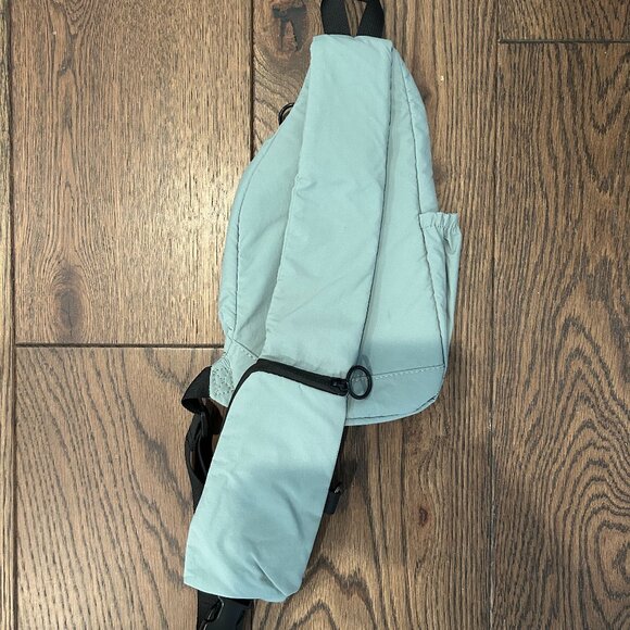 Free People Movement Renegade Sling Bag - Brand New! - Picture 3 of 5